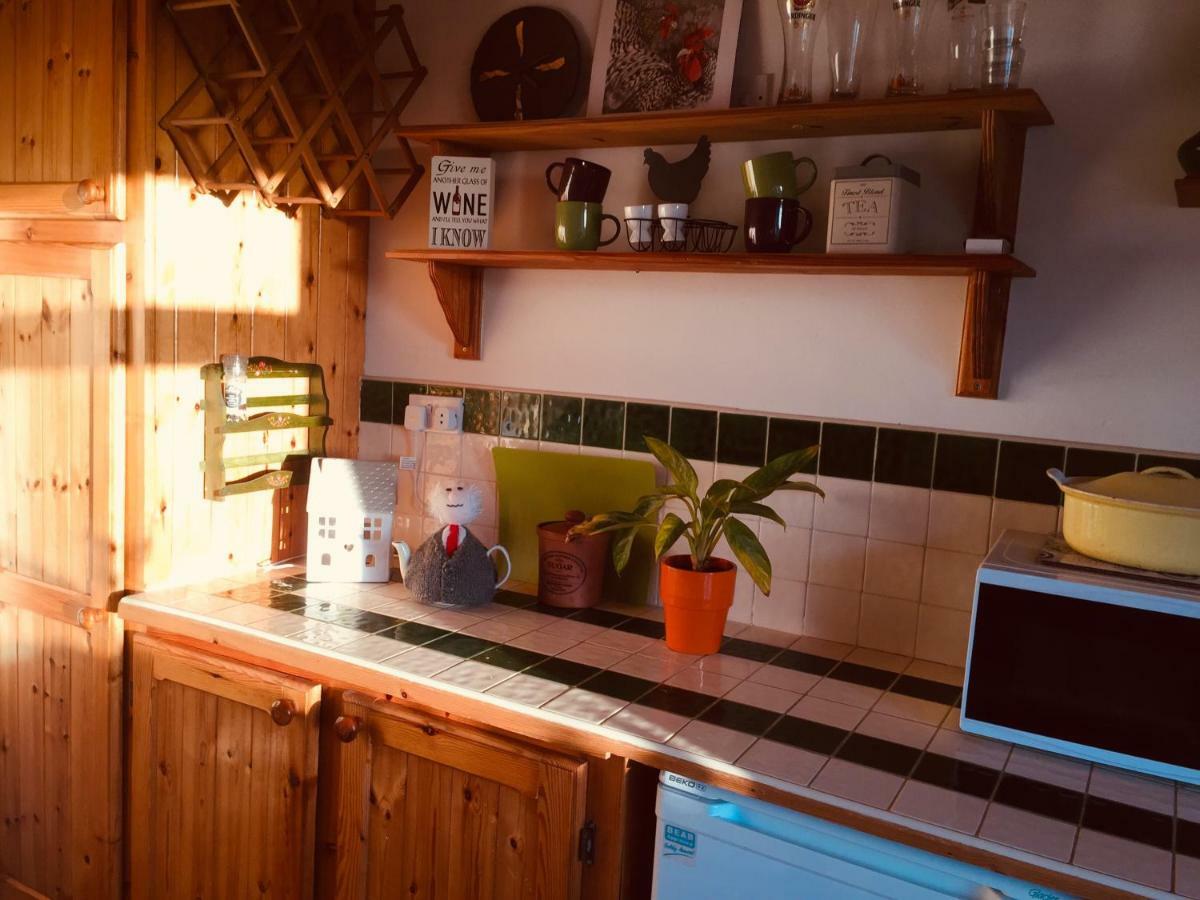 Cosy Apartment Milltown Malbay Eksteriør billede